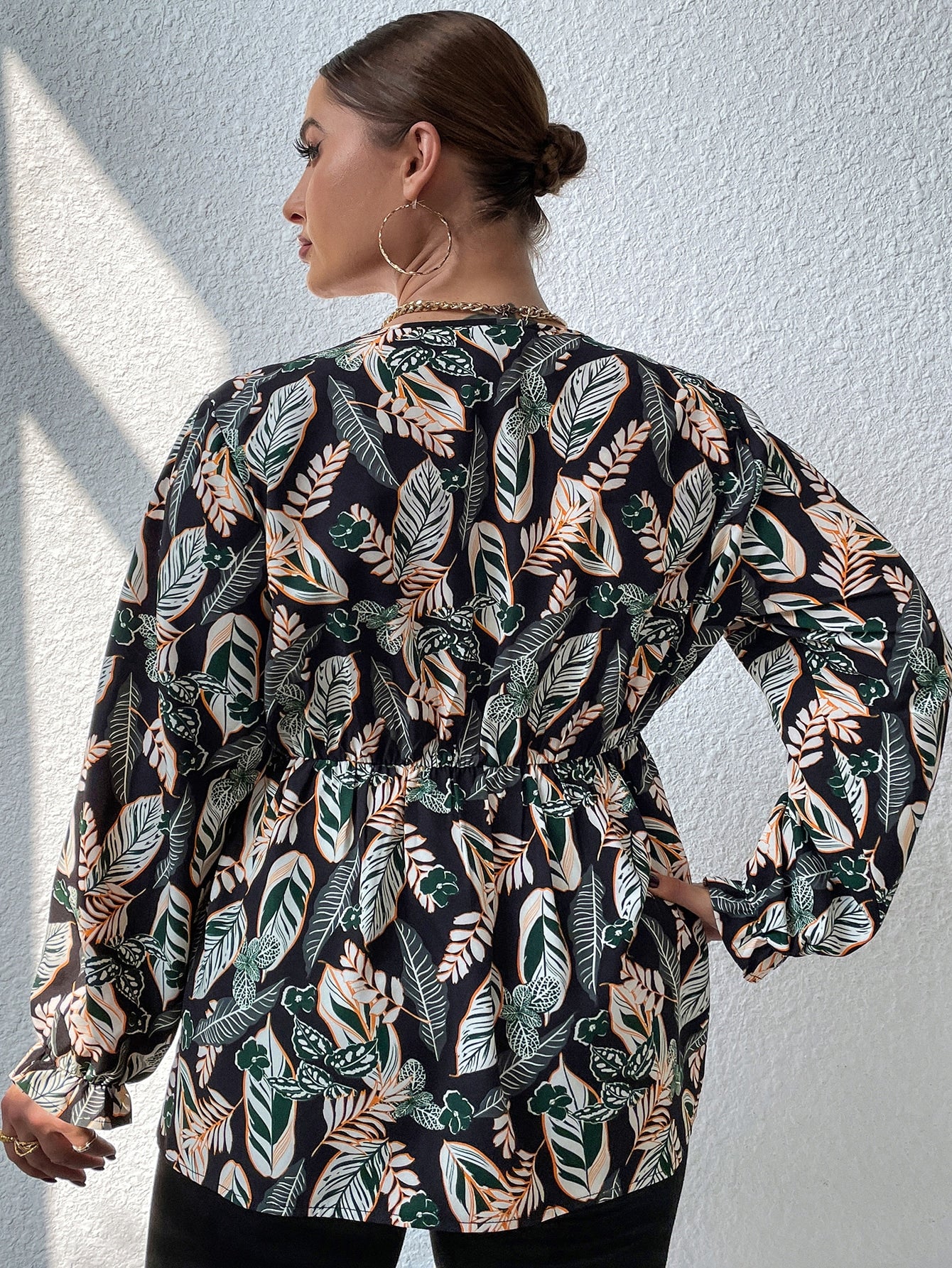 Plus Plant Print Flounce Sleeve Peplum Blouse
