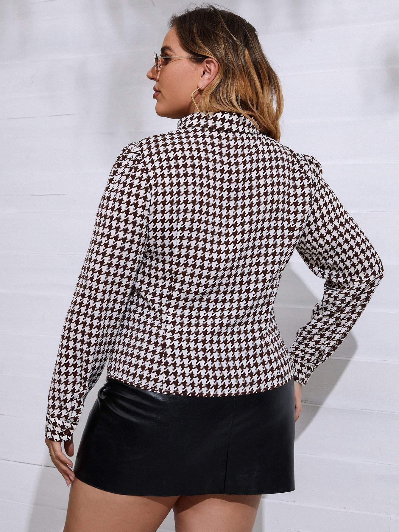 Plus Houndstooth Print Choker Neck Blouse