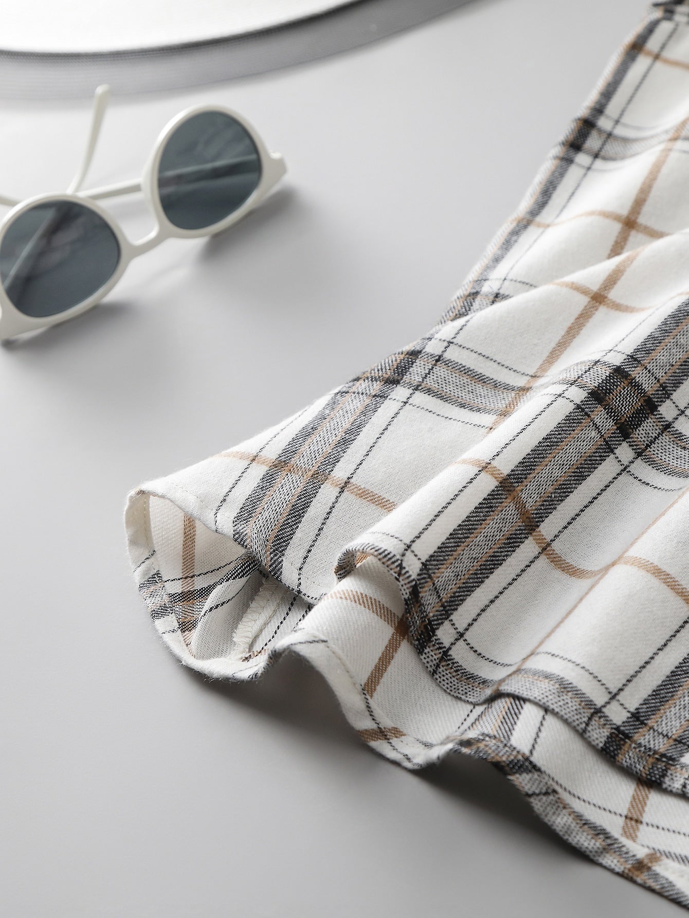 Plus Plaid Print Blouse