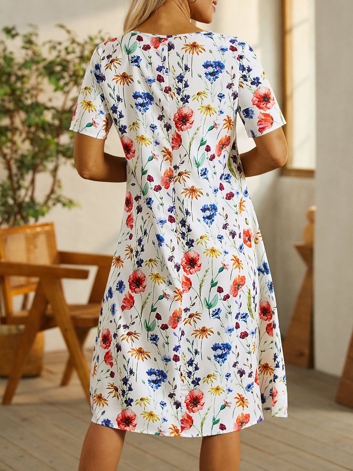 Plus Size Short Dresses Manufacturer