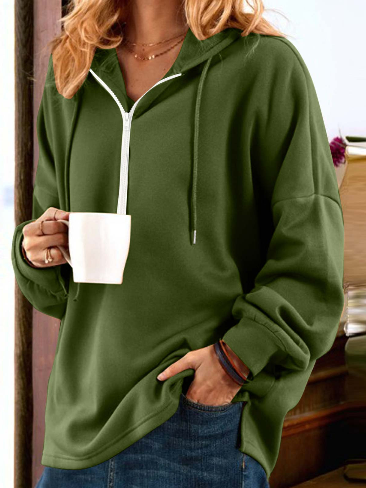 Hoodies & Sweatshirts Wholesaler