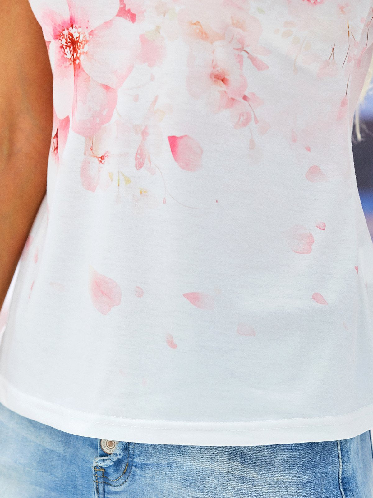 T-shirts Wholesaler