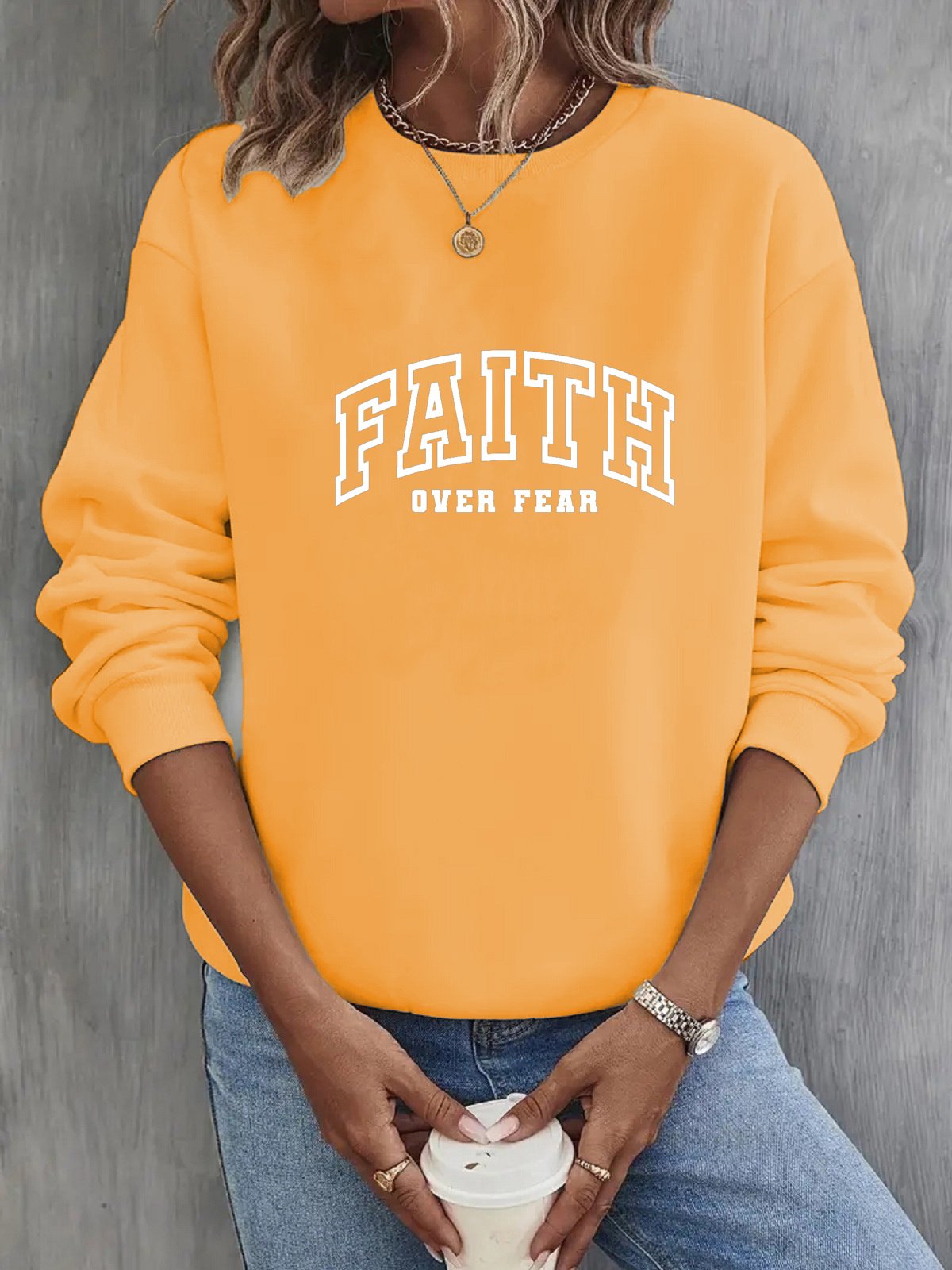 Hoodies & Sweatshirts Wholesaler