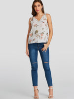 NEW FEELING Womens White Camis