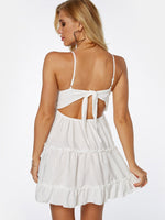 NEW FEELING Womens White V-Neck Dresses