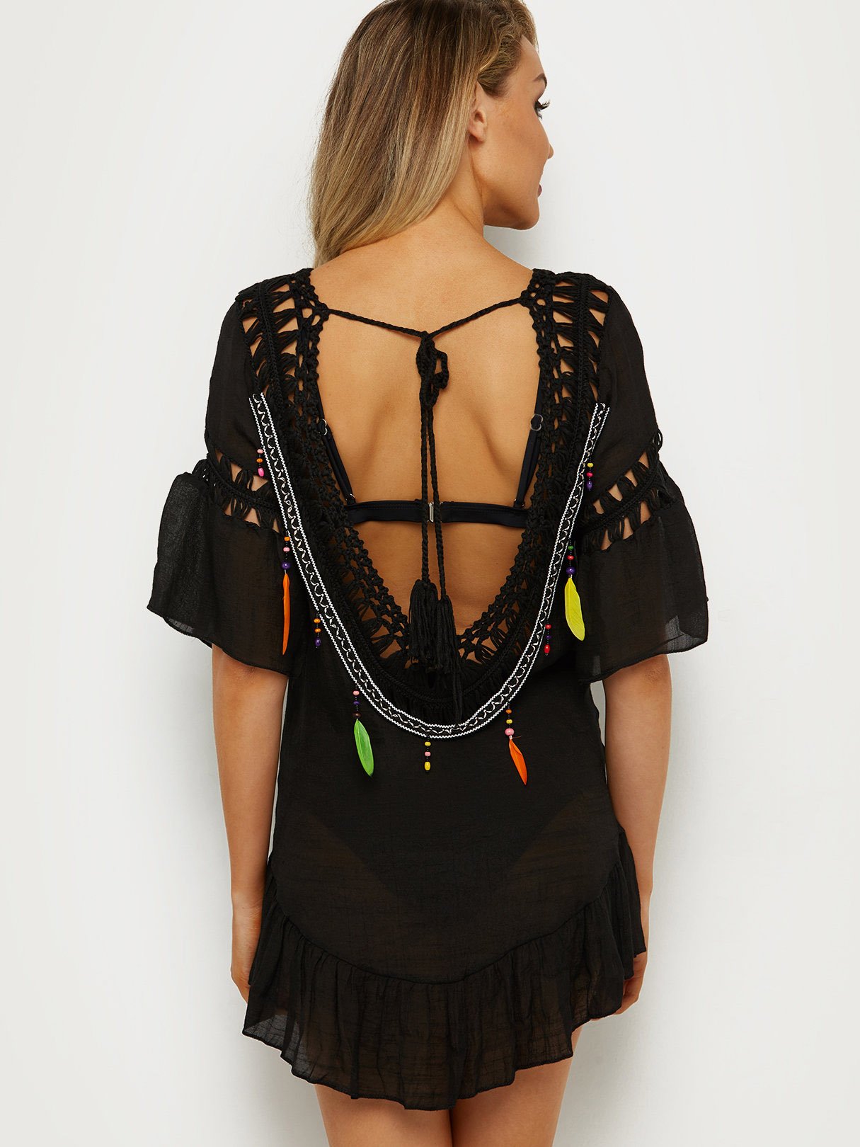 Wholesale Black Round Neck Half Sleeve Embroidered Backless Hollow Lace-Up Beach Dresses