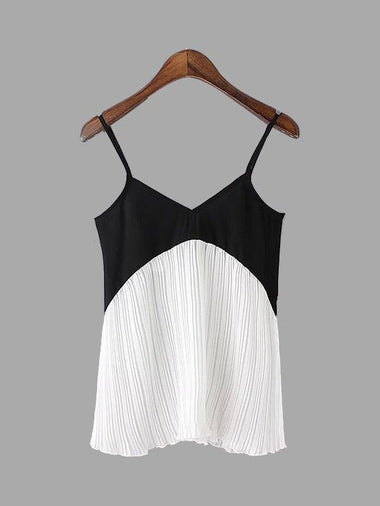 Wholesale Sleeveless V-Neck Contrast Pleated Cami