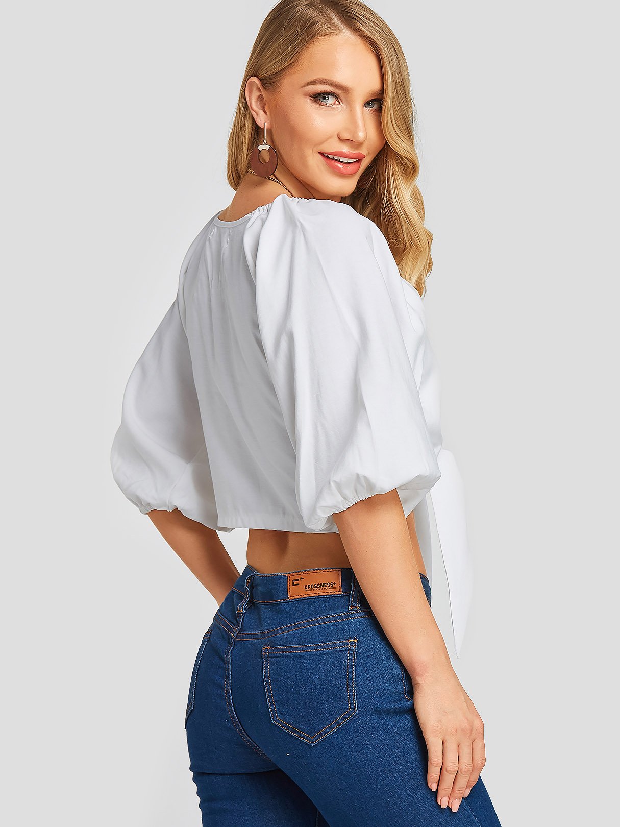 OEM Ladies White Crop Top