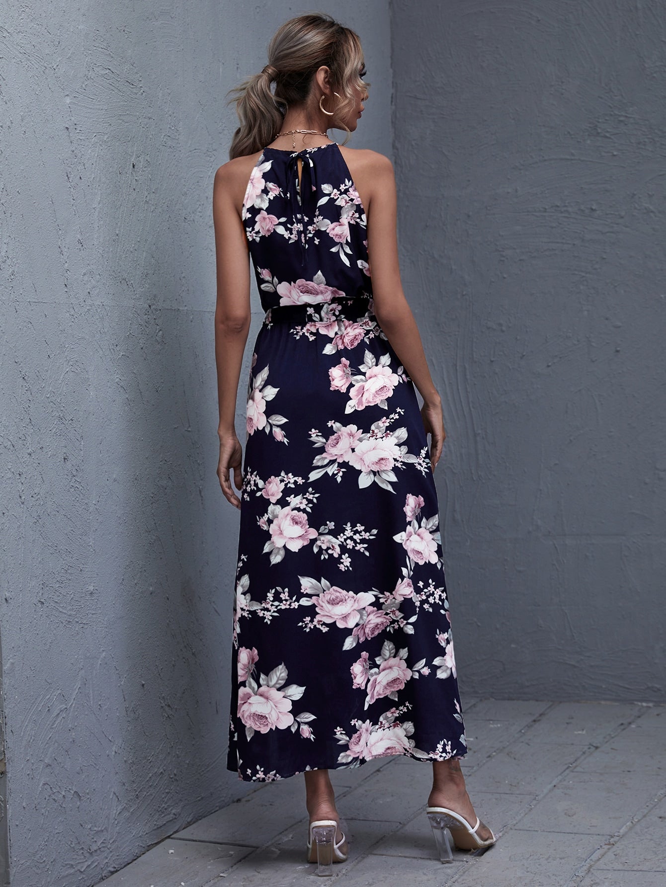Fundudzi by Craig Jacobs Women Clothes Producer