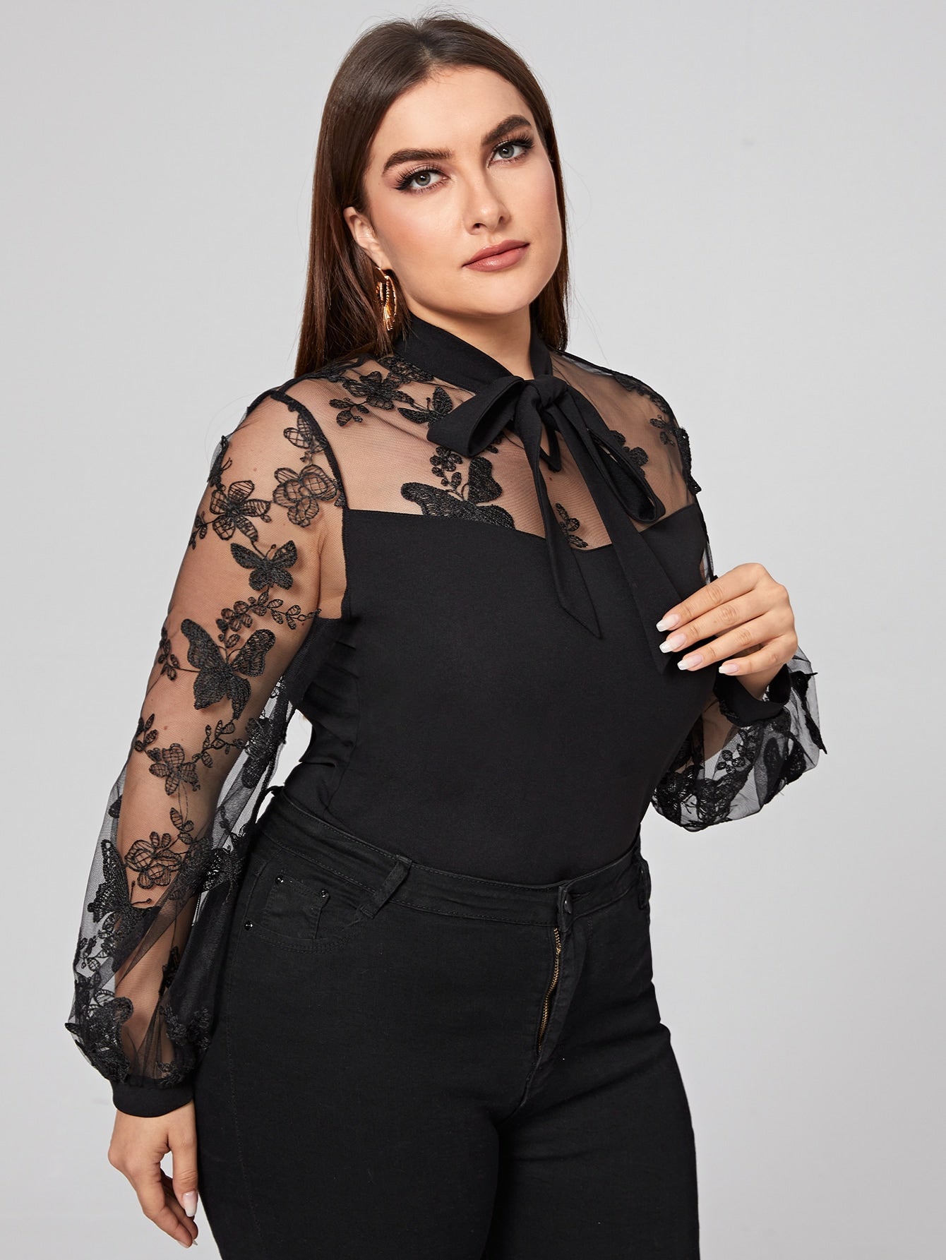 Plus Size Blouses Suppliers