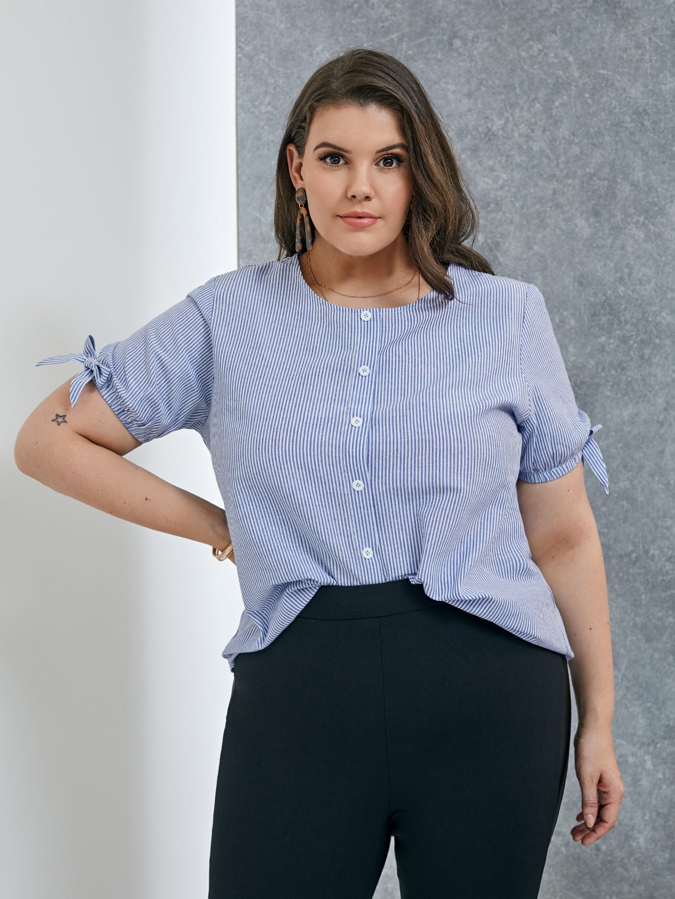Plus Size Blouses Manufacturers