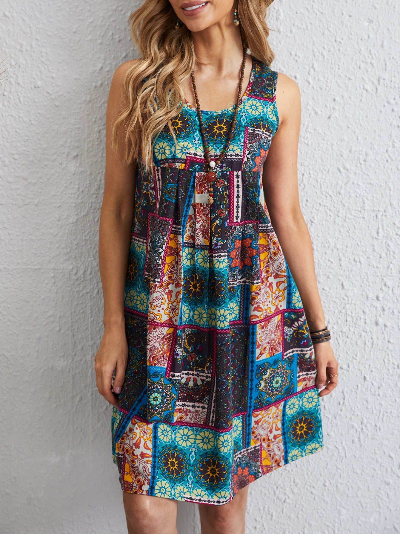 Women Dresses Producer