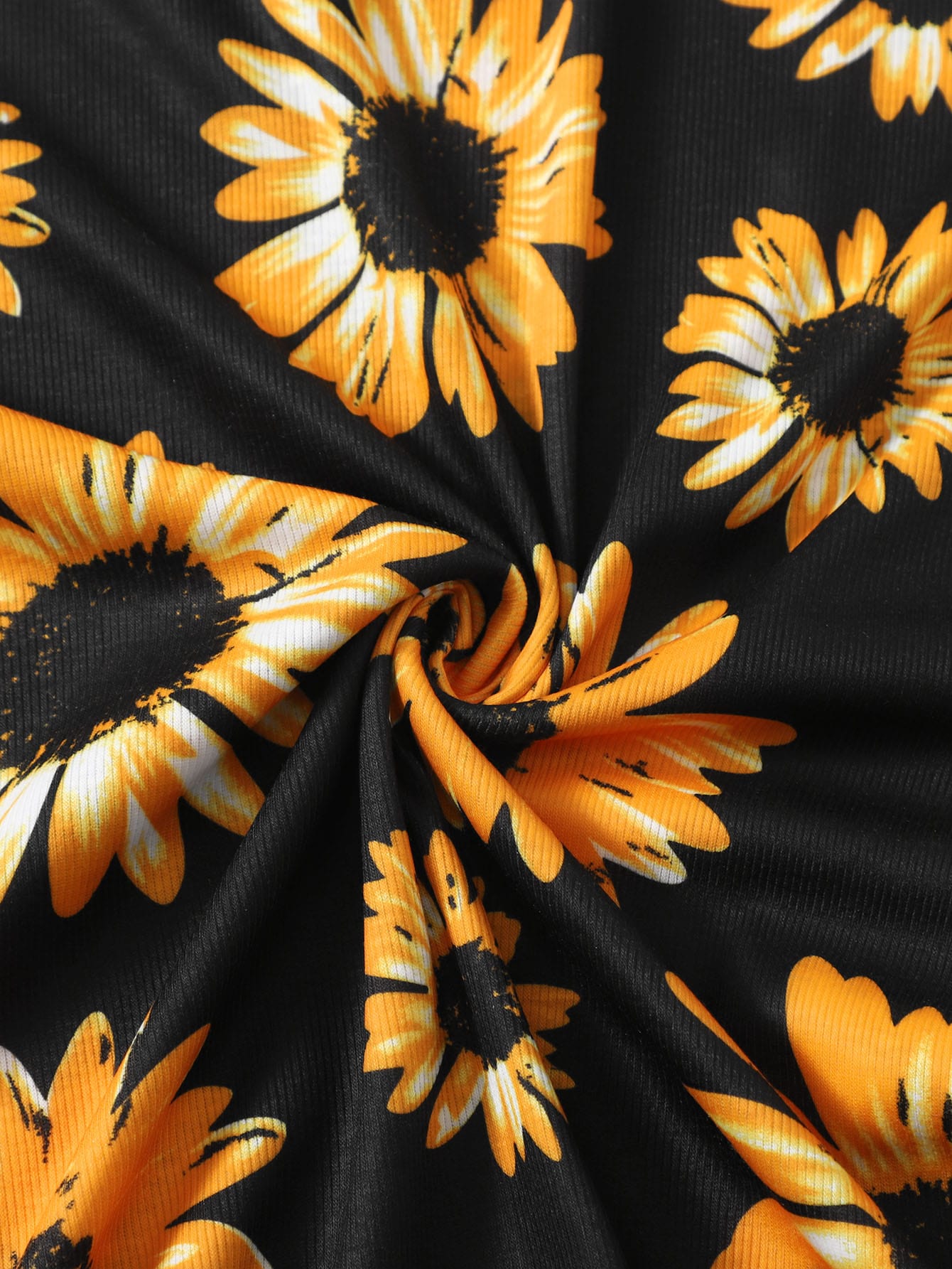 Women Dresses Producer