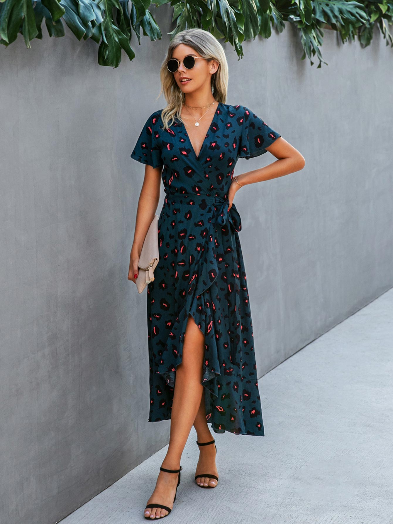 Women Dresses Producer