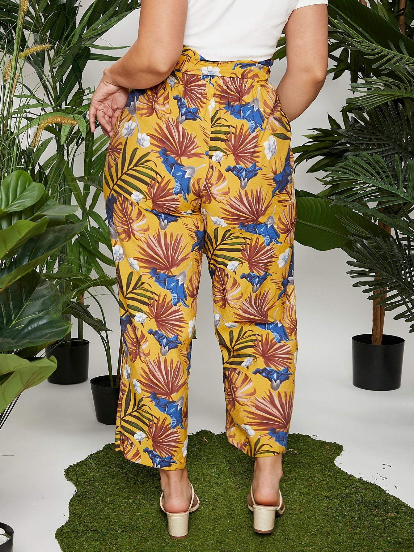 Plus Tropical Print Paperbag Waist Belted Pants