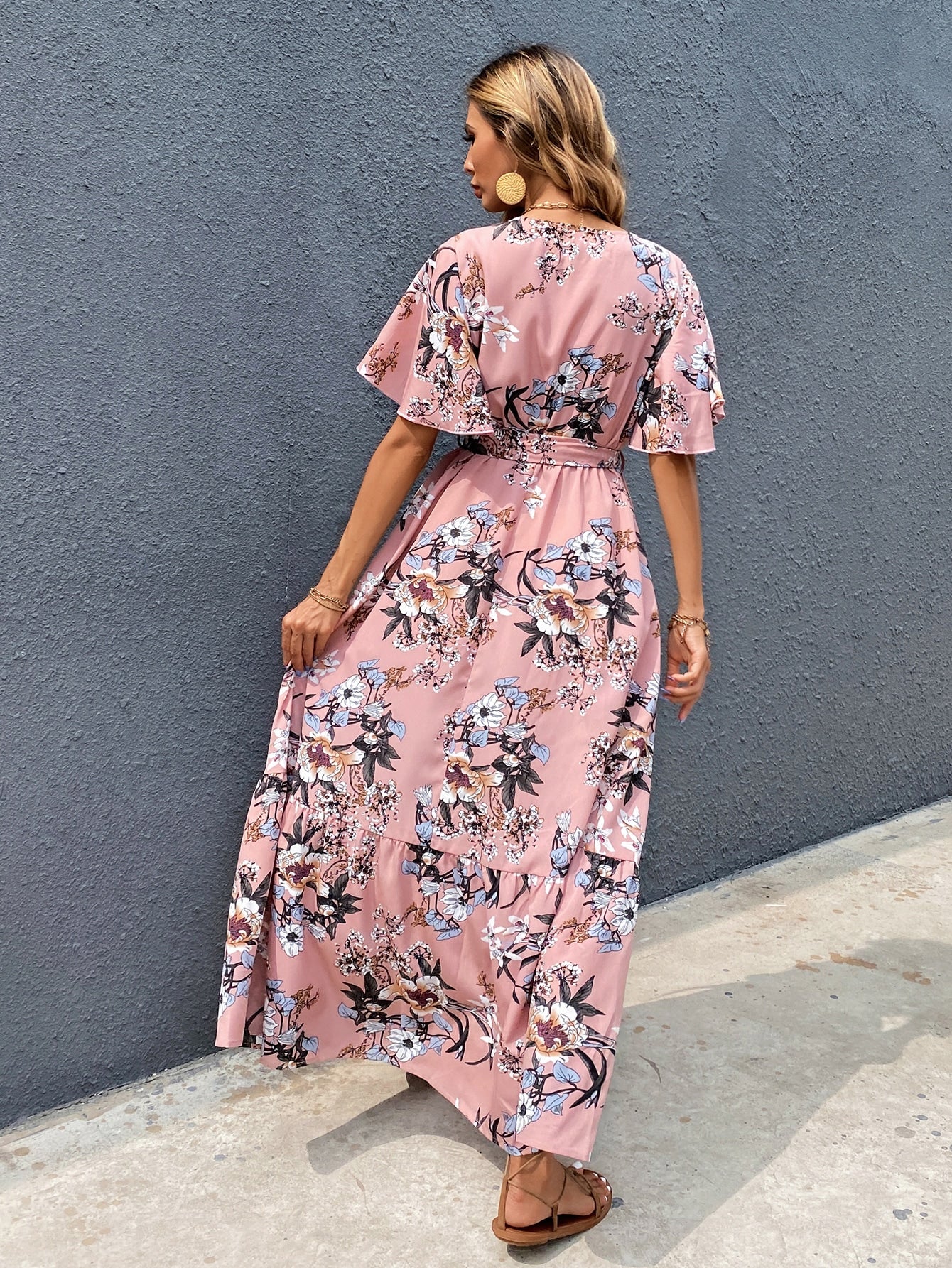 Women Dresses Producer