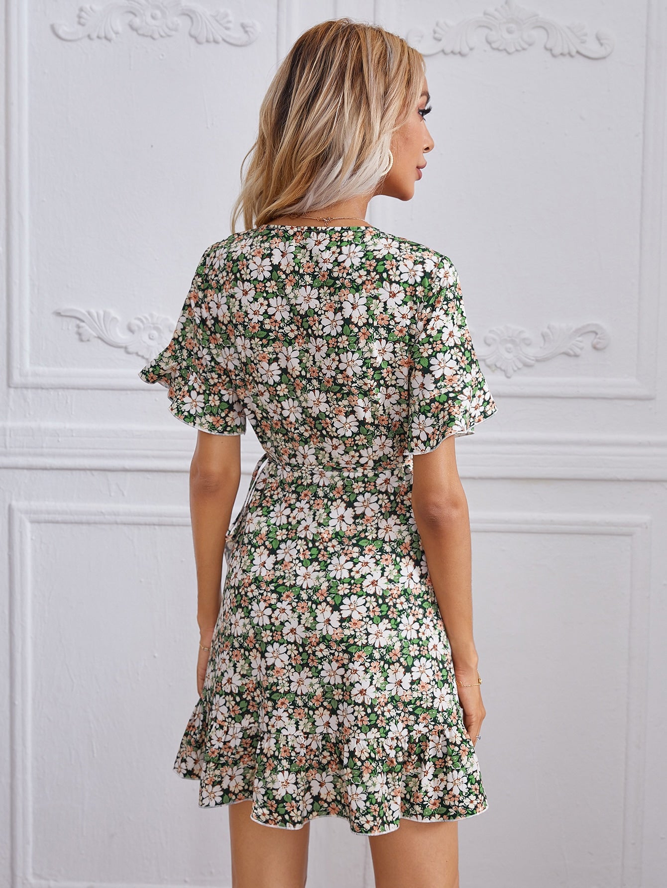 Floral Print Ruffle Hem Dress