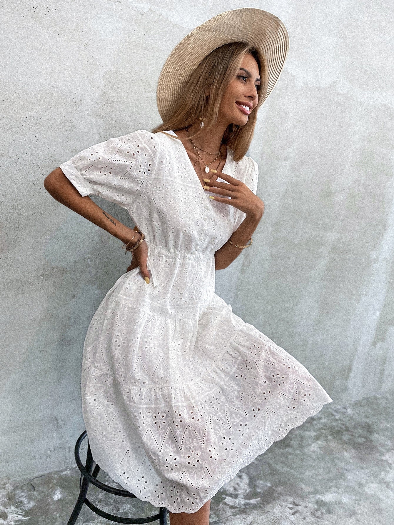 Ladies Suits Suppliers