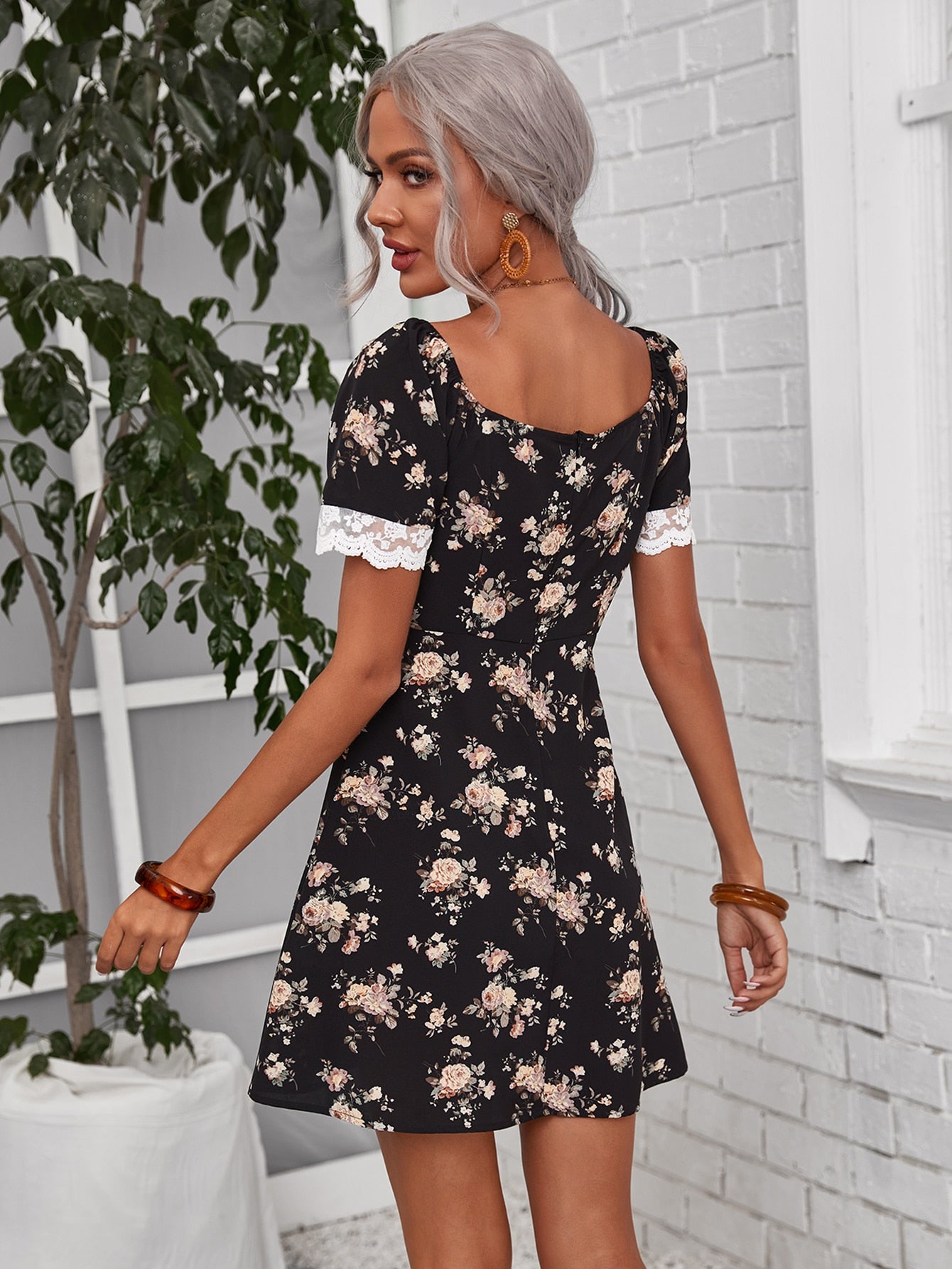 Ruched Front Embroidery Mesh Insert Floral Dress