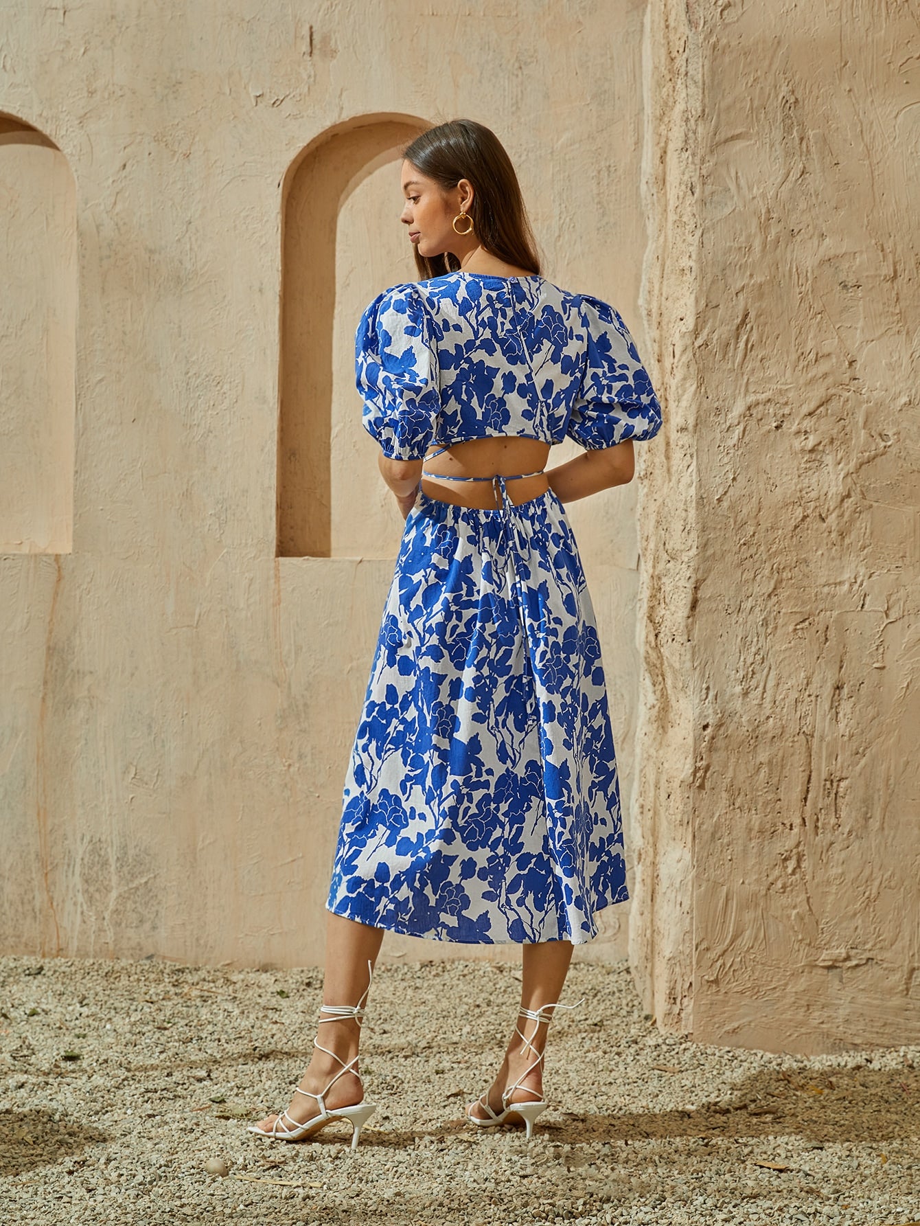 Floral Print Tie Back Cut-out Dress