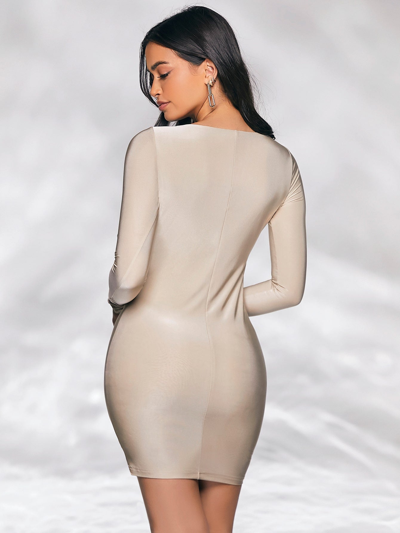 Twist Front Cut-out Bodycon Dress