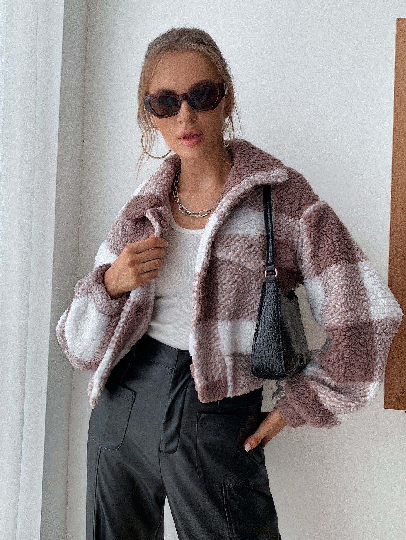 Women Jackets Suppliers