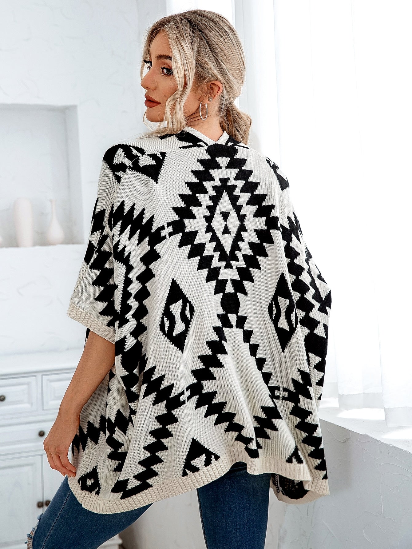Argyle Pattern Dolman Sleeve Cardigan