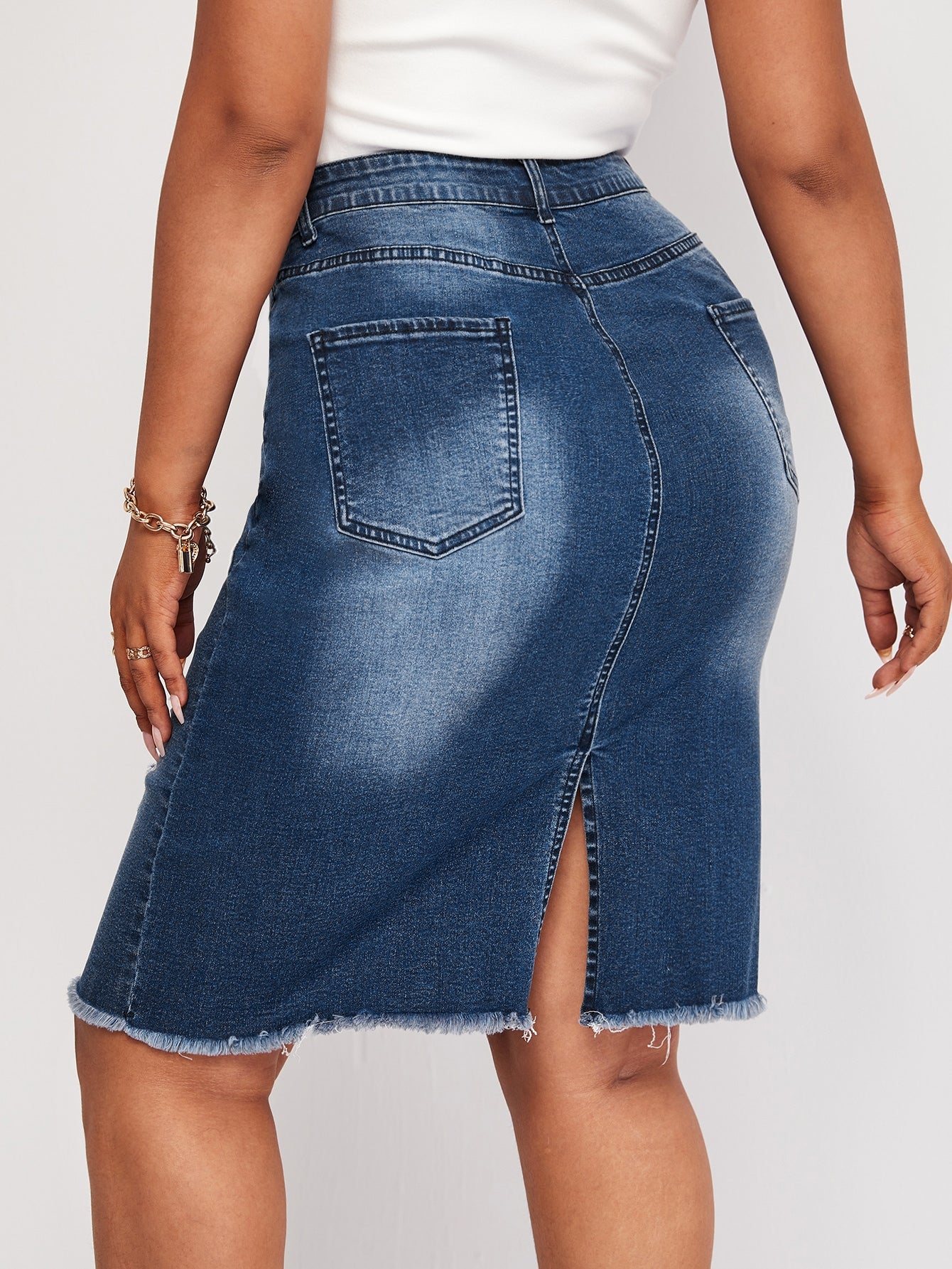 Plus Slant Pocket Ripped Raw Cut Denim Skirt