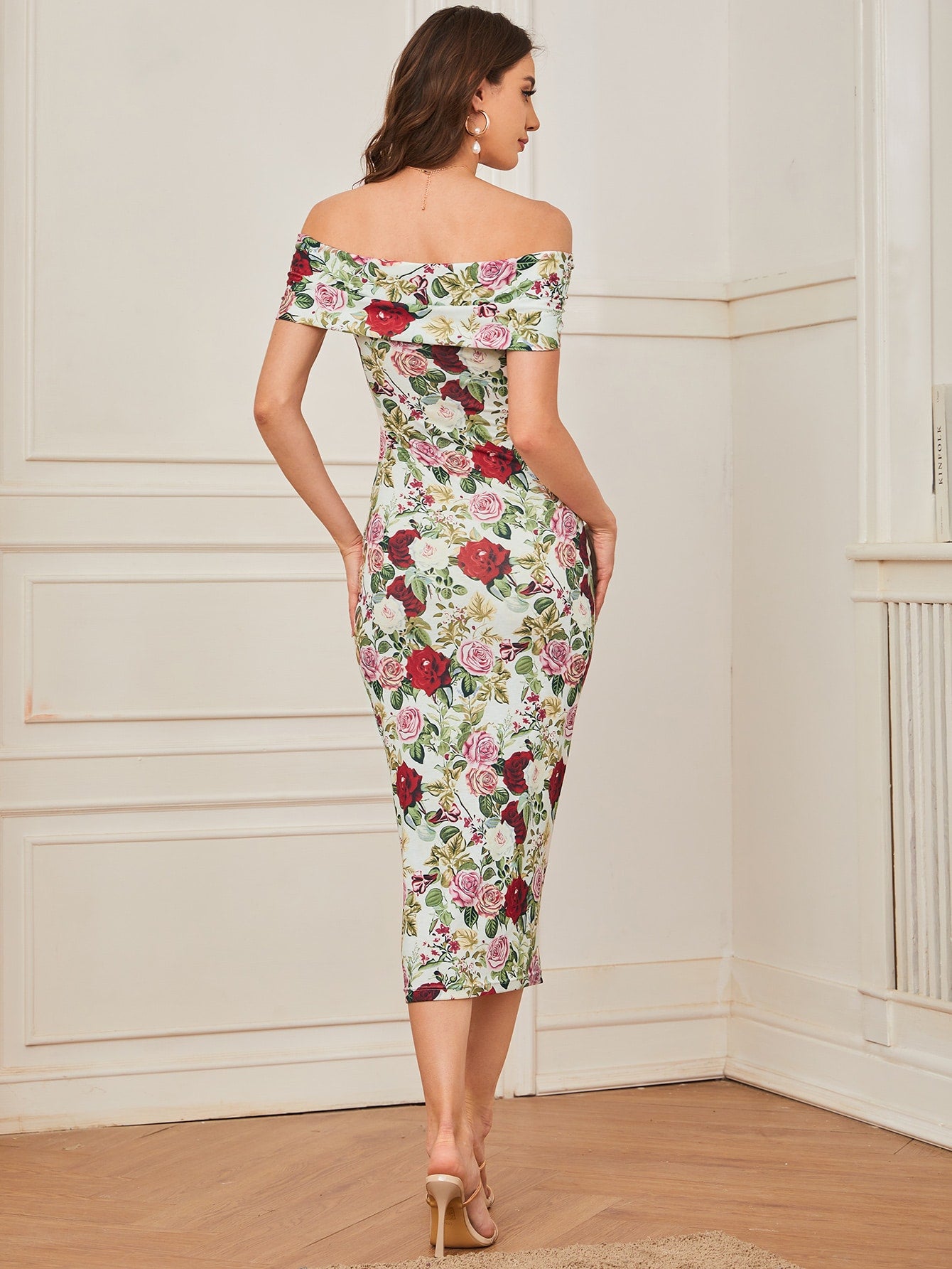 Off Shoulder Floral Print Twist Front Bodycon Dress