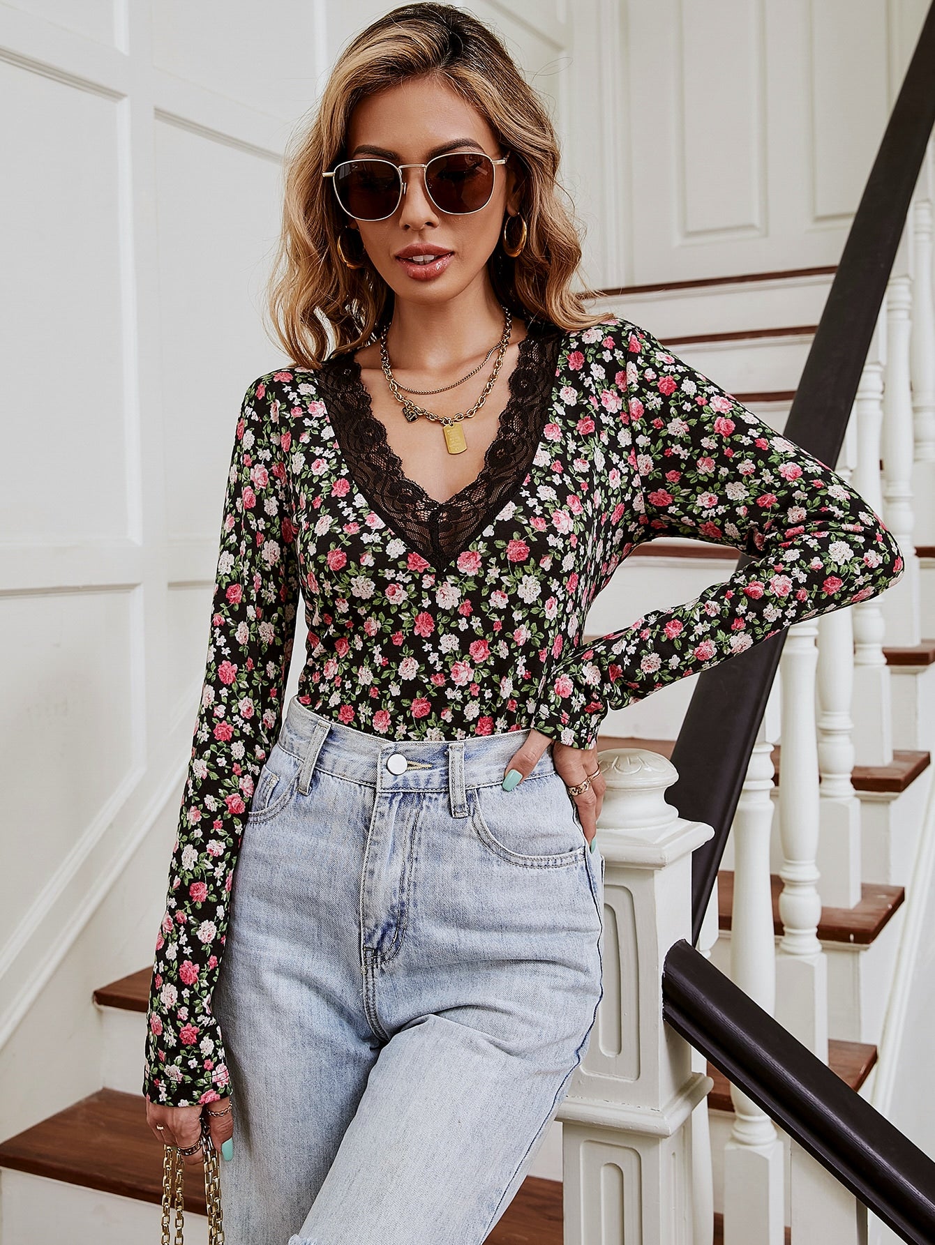 Women T-Shirts Producer