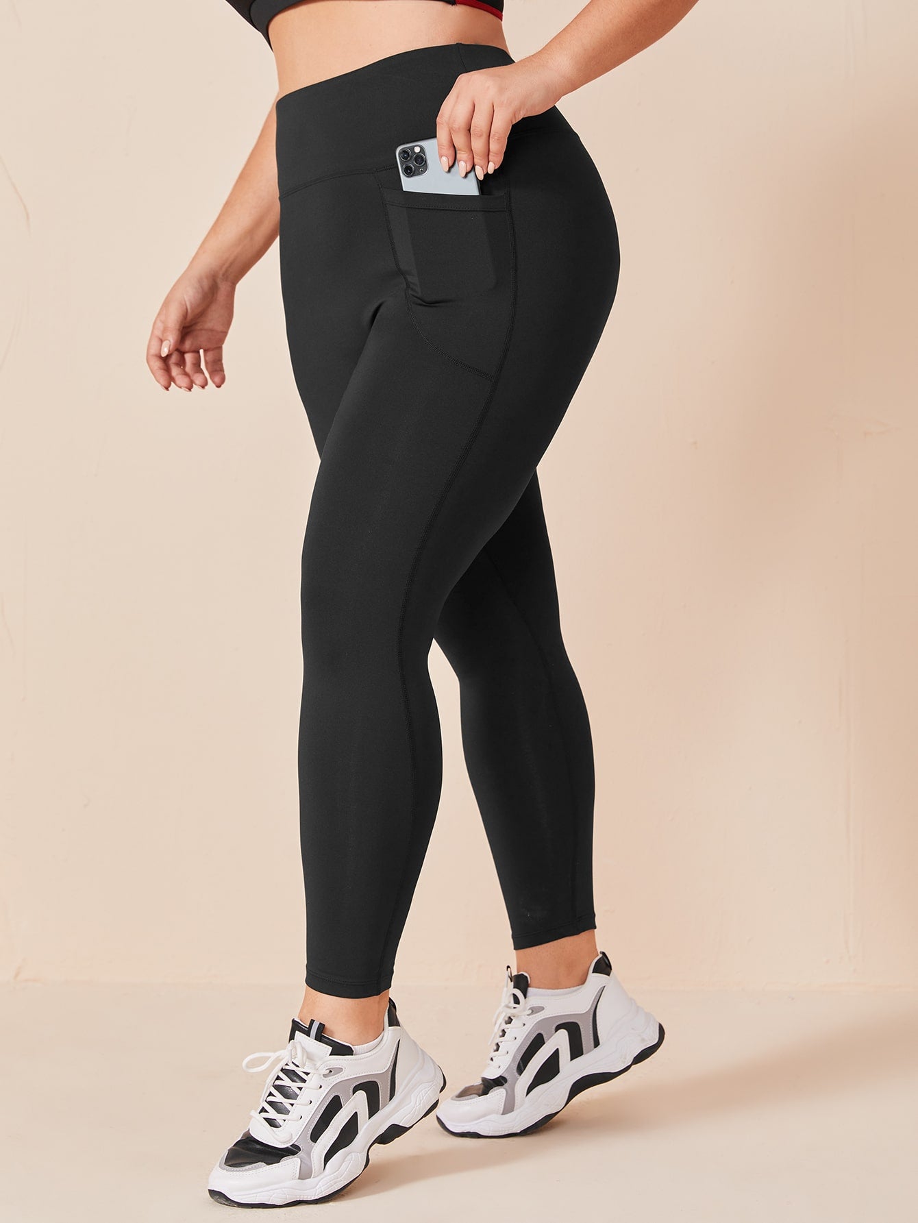 Plus Size Sports Leggings & Pants Producers