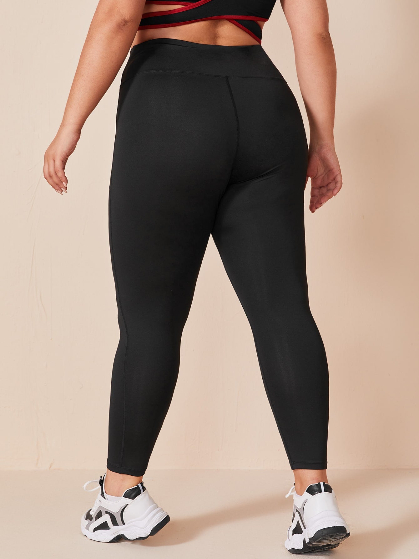 Plus Stitch Sports Leggings With Phone Pocket