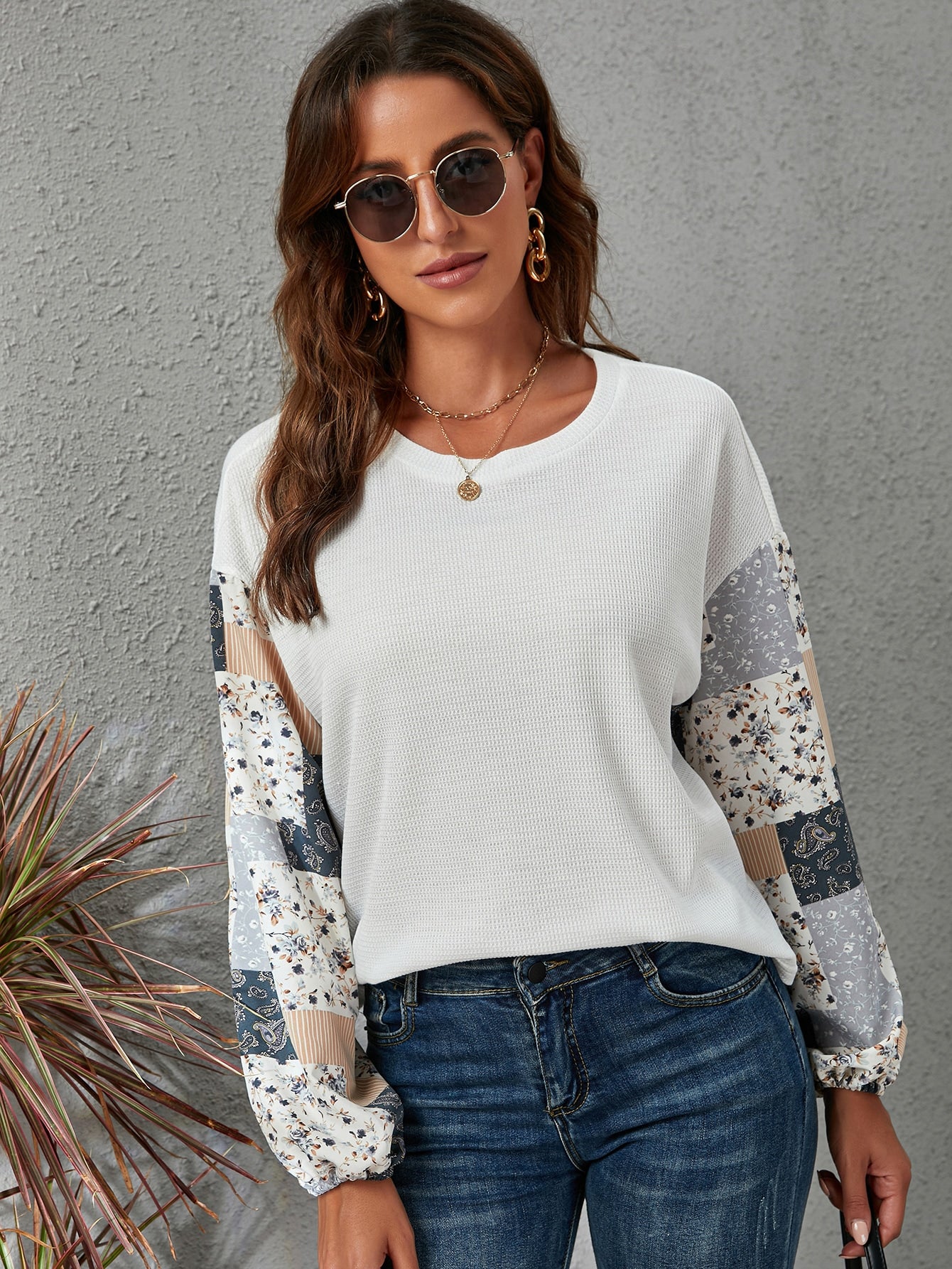 Women T-Shirts Producer