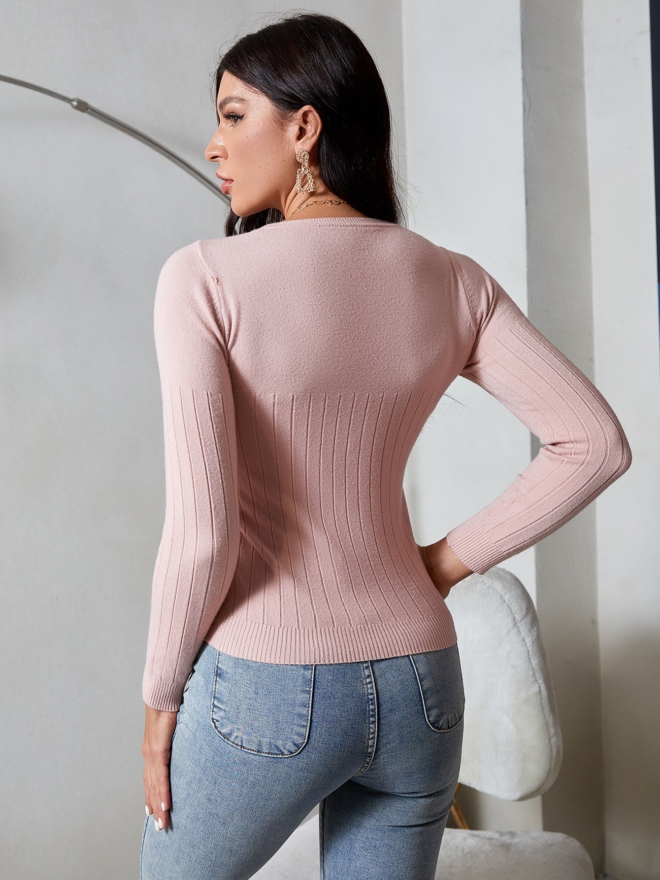 Round Neck Ribbed Knit Slim Fit Sweater