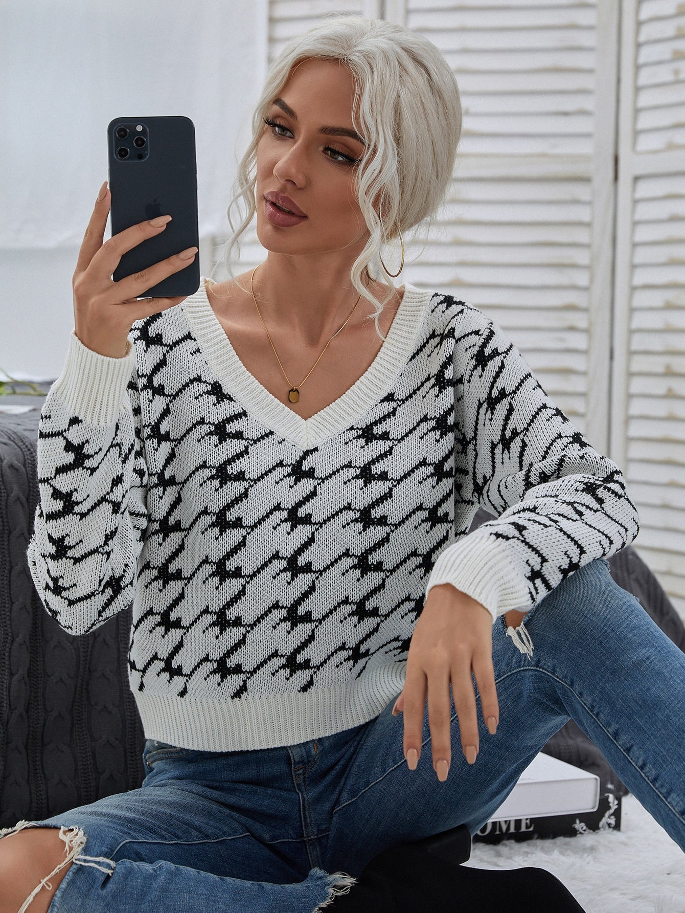 Women Sweaters Wholesalers