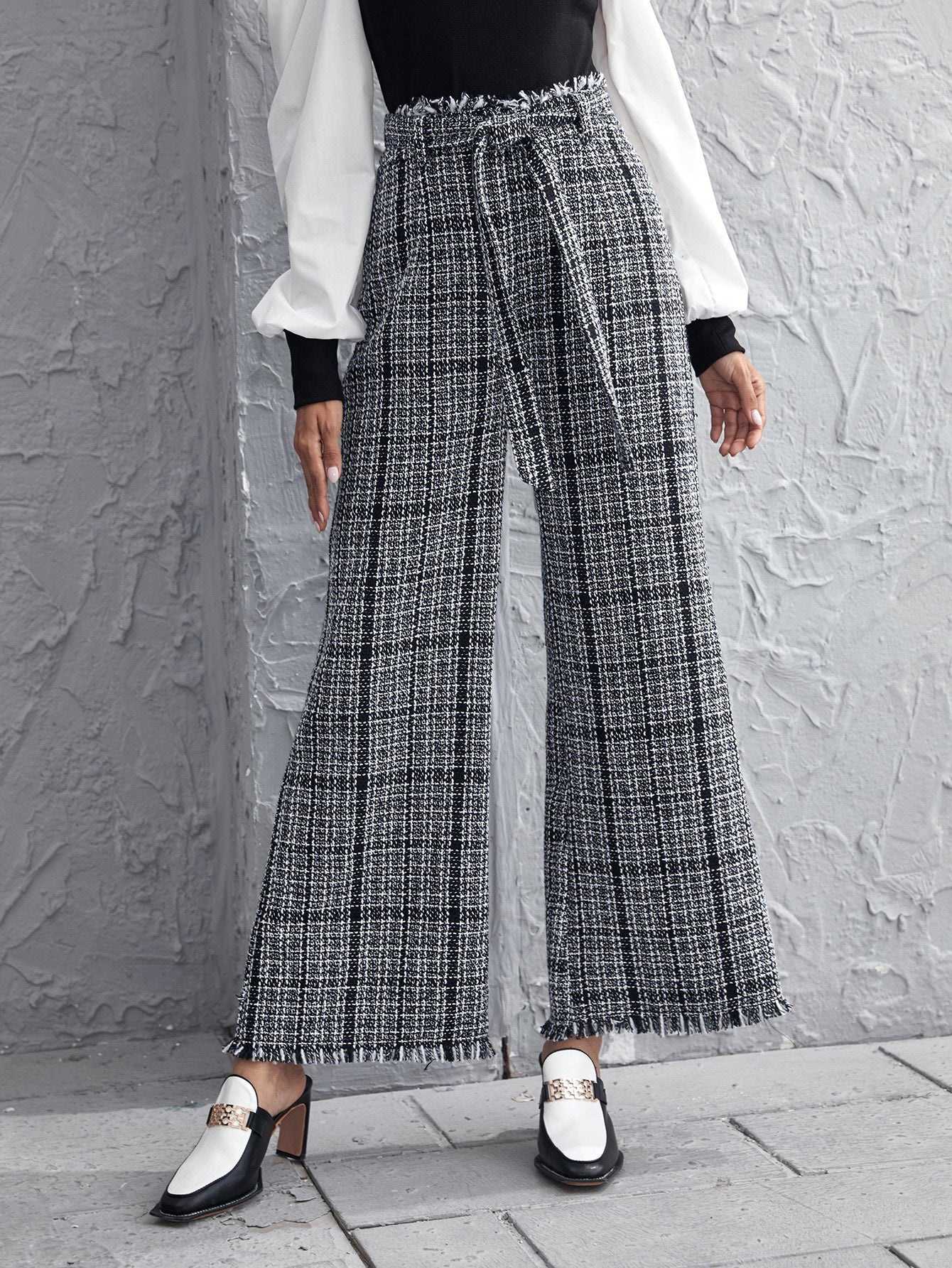 Women Pants Producer