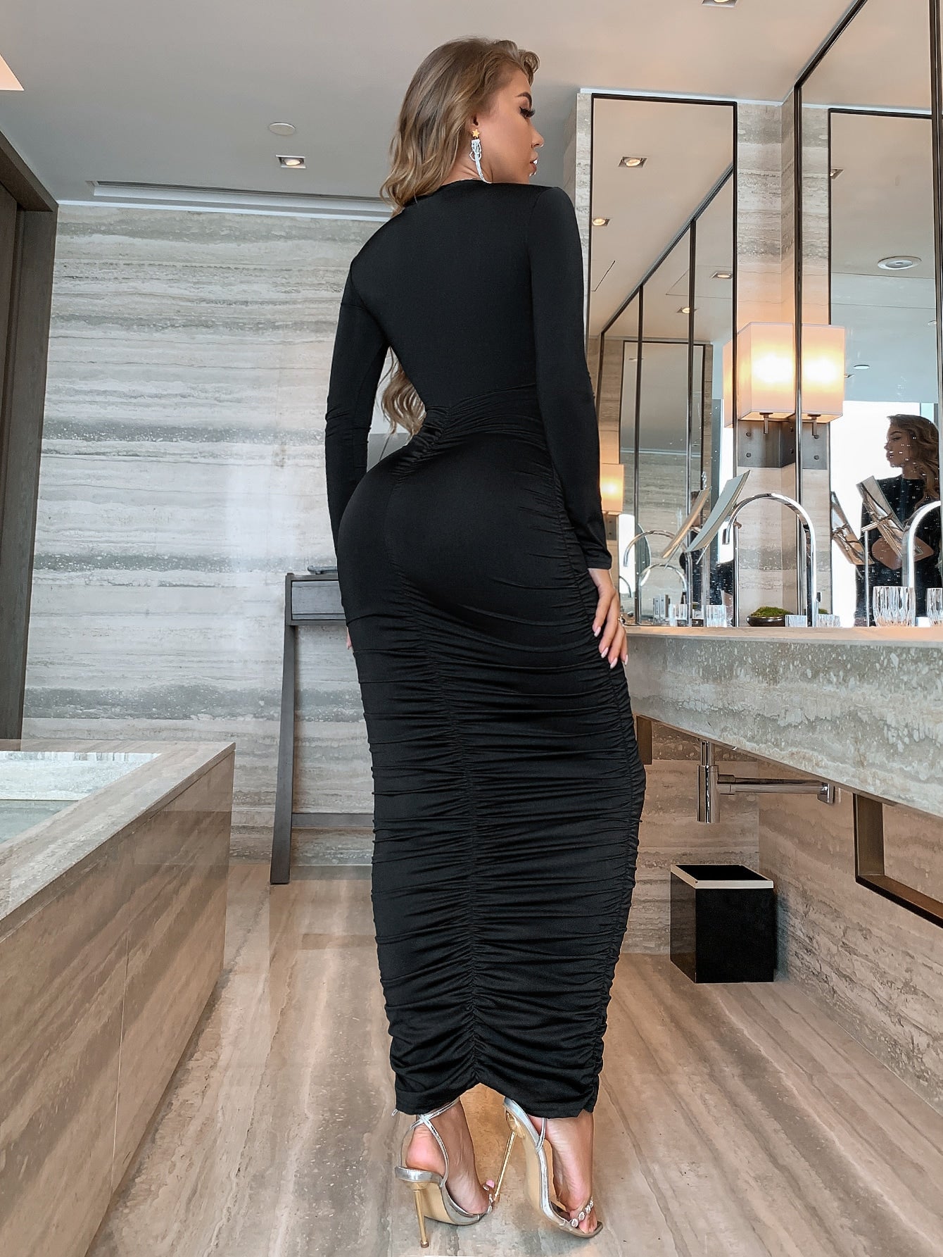 Women Dresses Producer