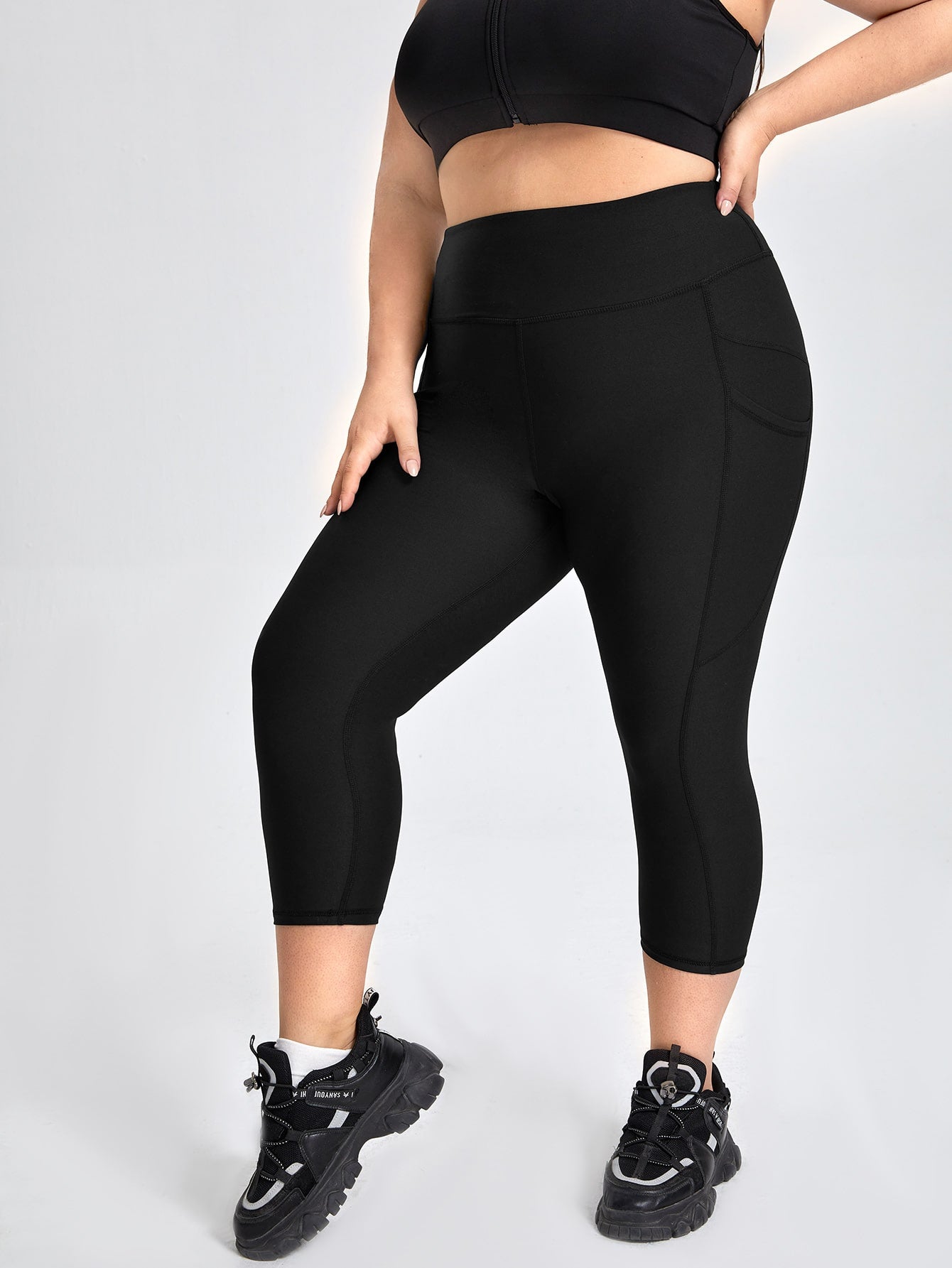 Plus Size Sports Leggings & Pants Supplier