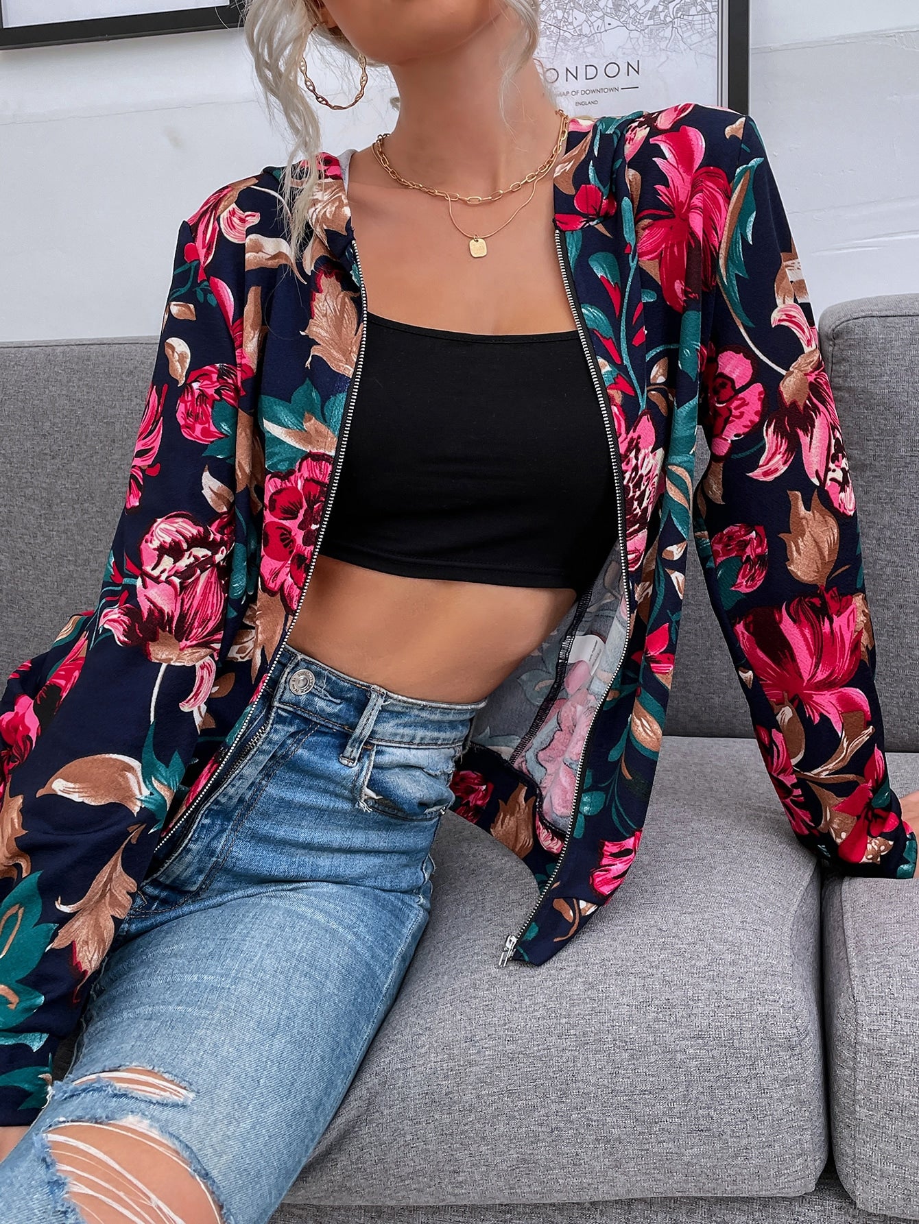 Women Jackets Producers