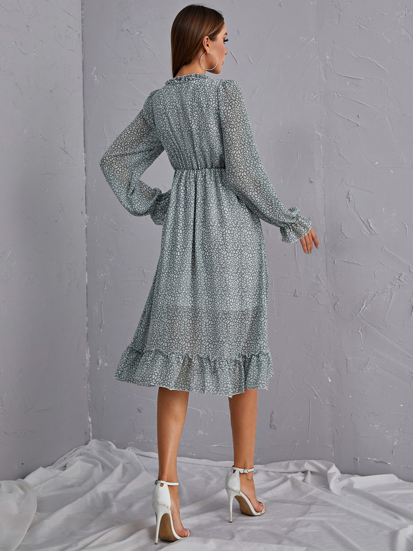 All Over Print V Neck Lettuce Trim Dress