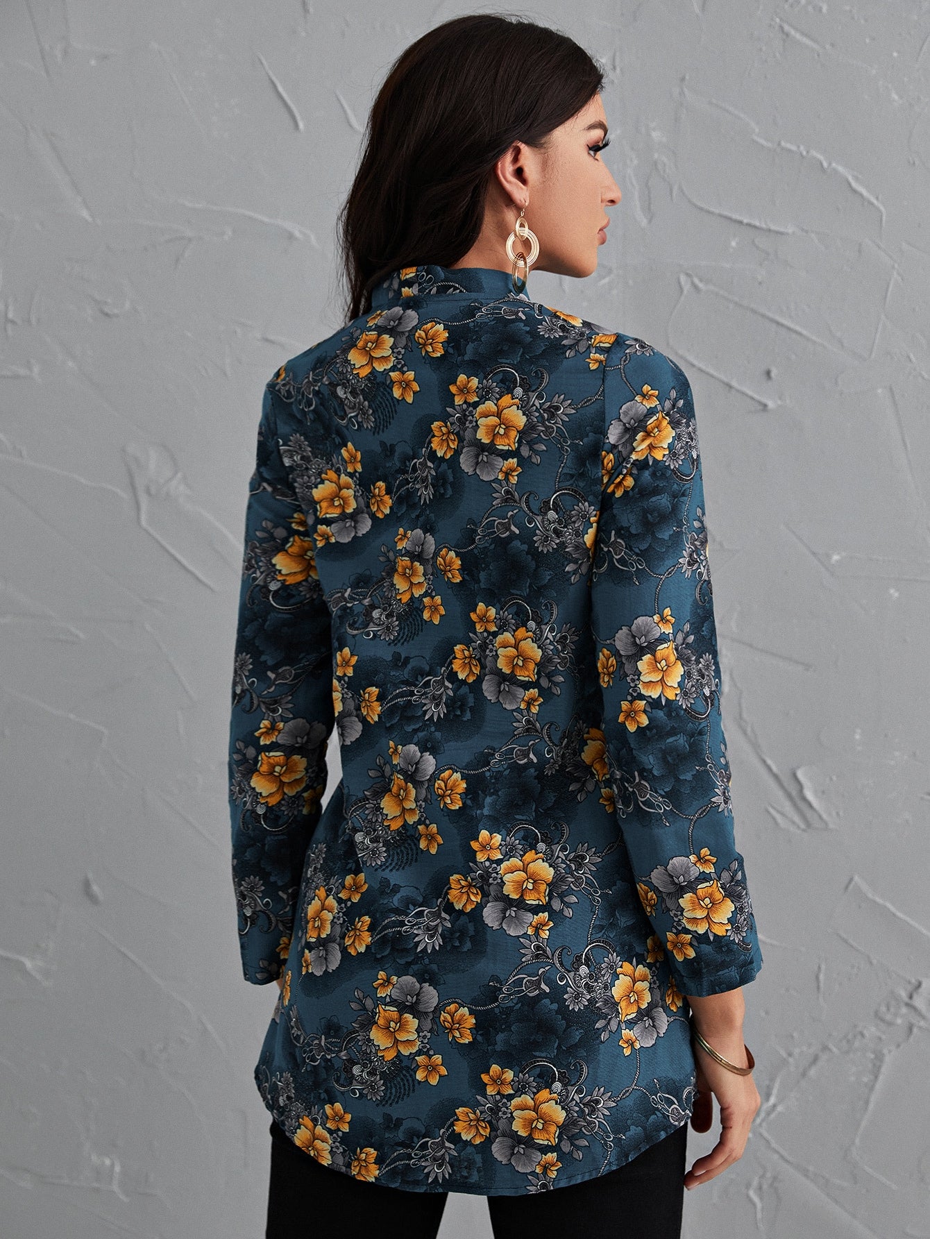 Floral Print Tie Neck Blouse Without Belt
