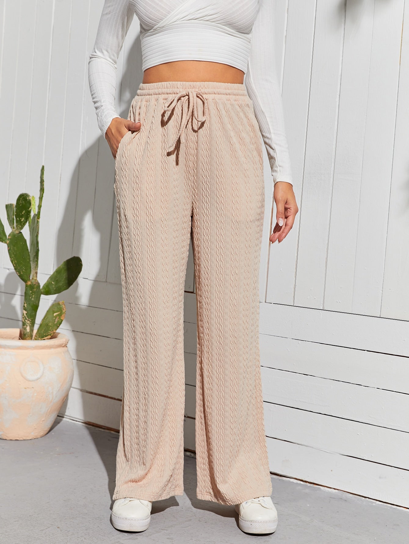Women Pants Suppliers