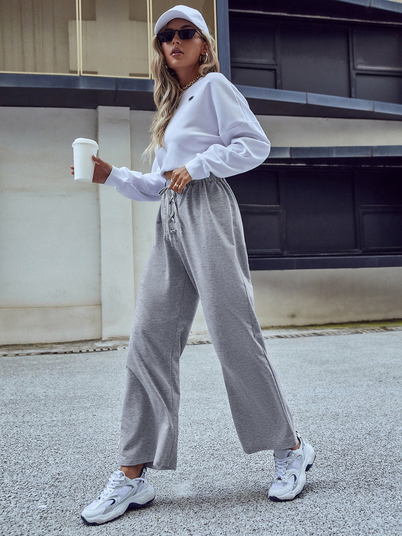 Women Sweatpants Producers