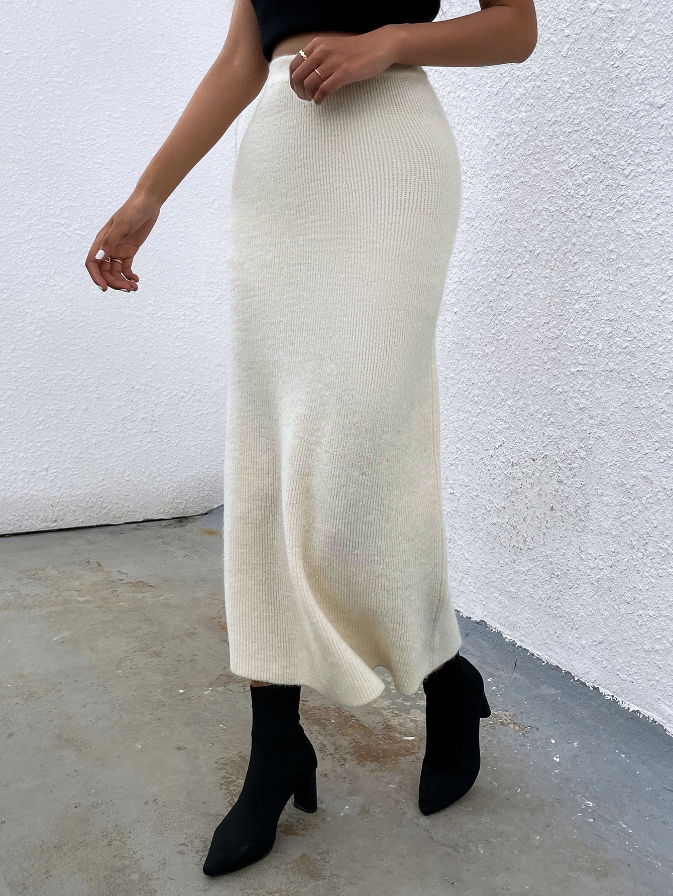 Women Sweater Skirts Manufacturers