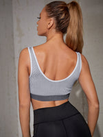 High Support Seamless Striped Print Contrast Binding Sports Bra