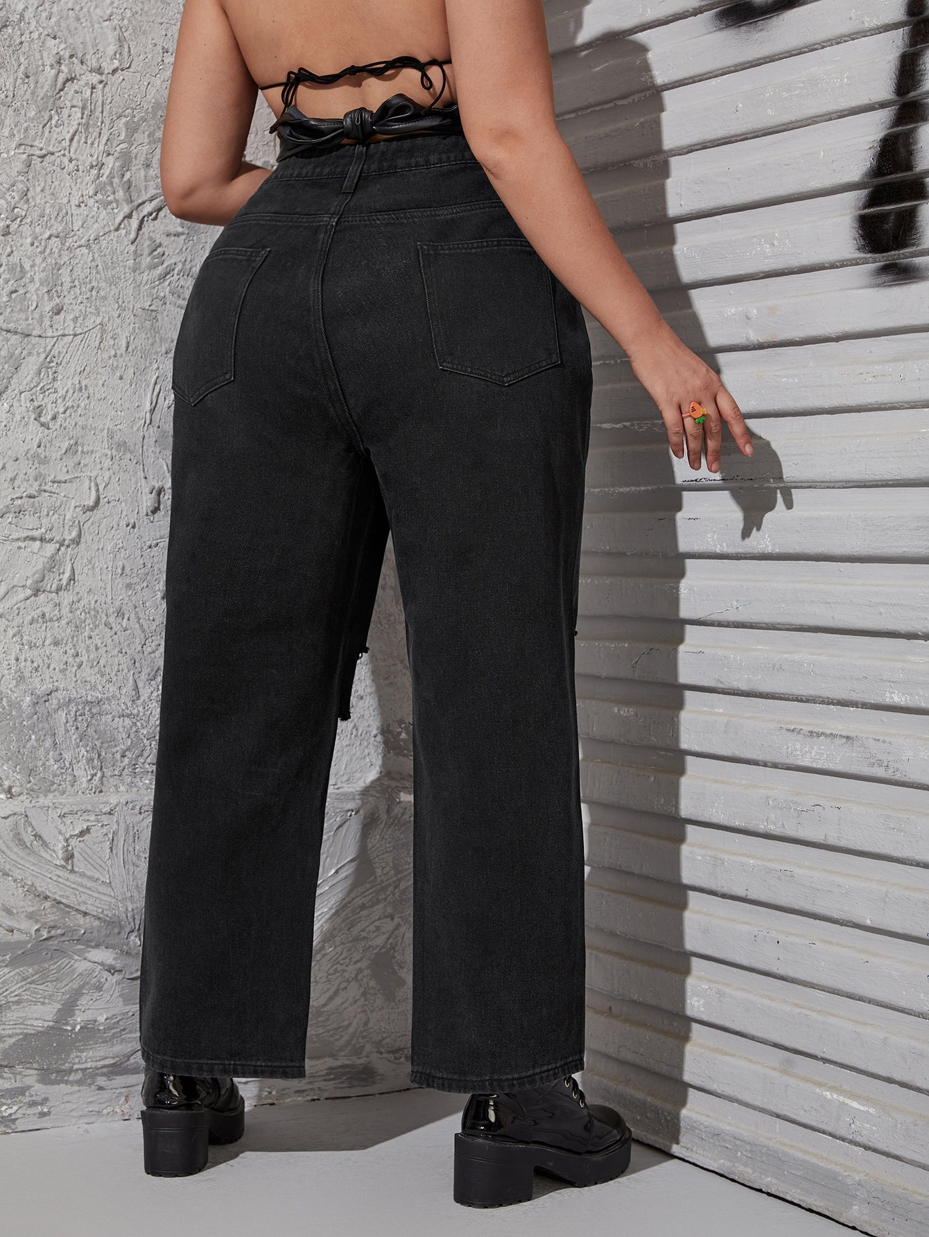 Plus High Waist Ripped Frayed Jeans