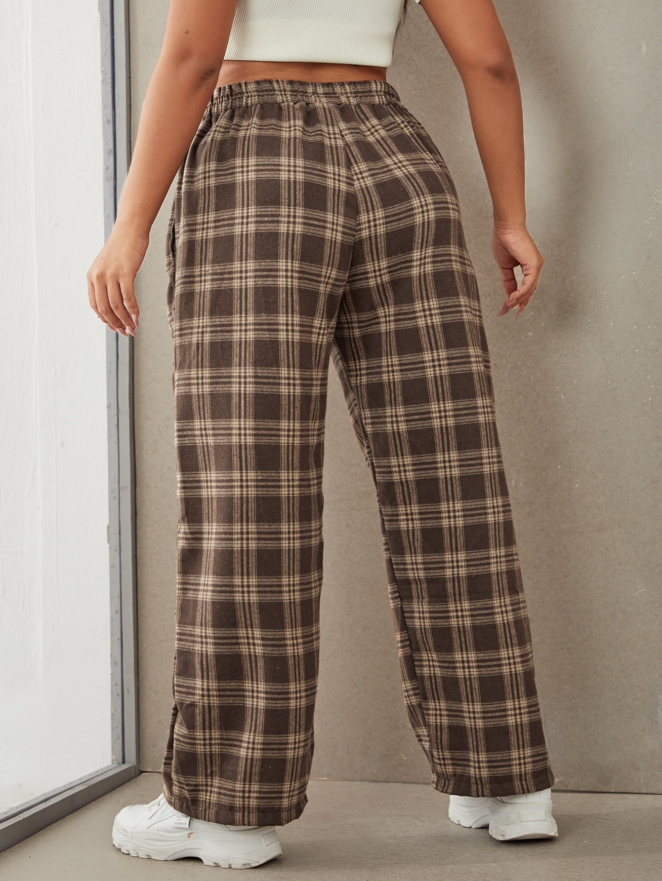 Lunar Life Women Clothing Factory