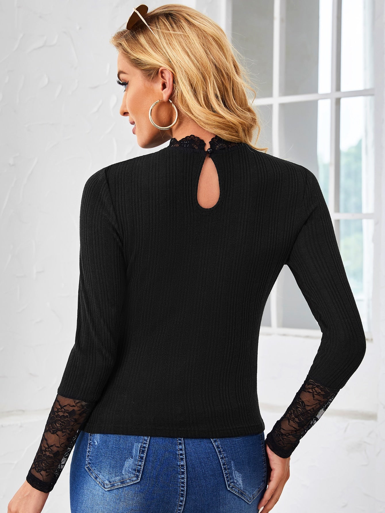 Lace Insert Keyhole Back Tee