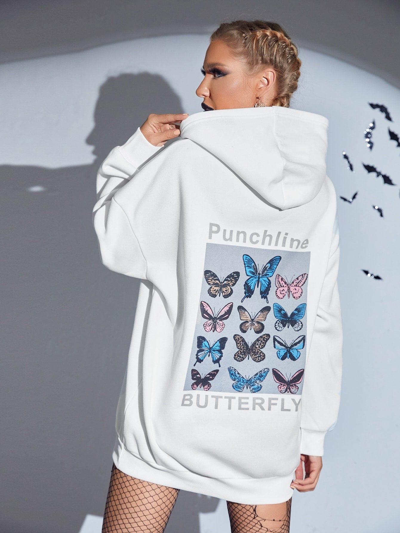 Letter & Butterfly Print Drop Shoulder Hoodie
