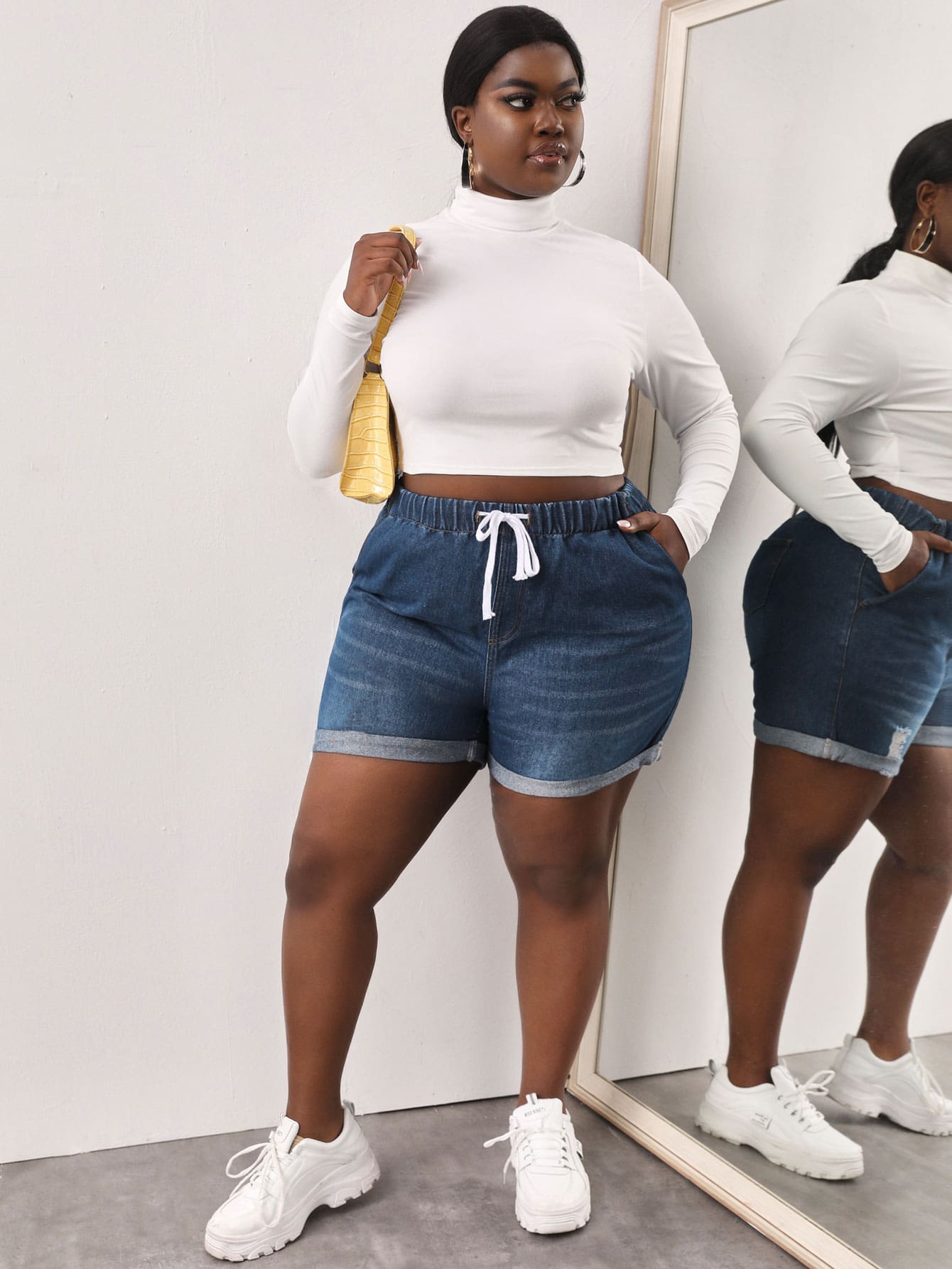 Plus Size Denim Shorts Supplier